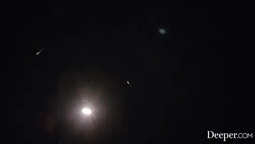 Derin. Ateşli şarkıcı Alexia Anders Anton'un büyük zenci karşı koyamıyor