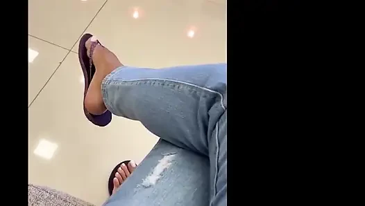 Kiffa Is in a Medical Waiting Room
