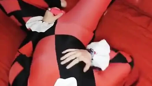 Shyyfxx Harley Quinn doğum gününü kutluyor ve jokeri komşusunun 31 talimatı rol oyununa gönderiyor