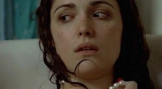 Rose byrne - ihale kancası