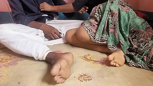 Üvey erkek kardeş ve üvey kız kardeş viral seks videoları.