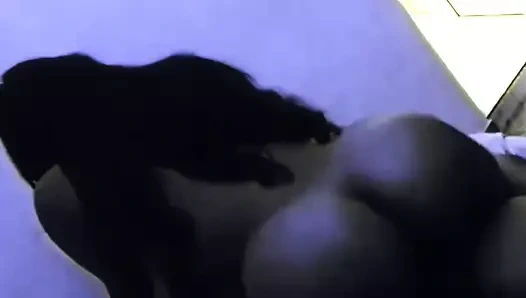 Vicky adlı sürtük ve büyük götleri