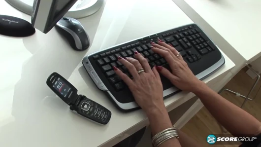 Kadın emlakçılar neden bu kadar azgın?