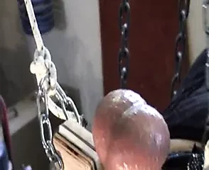 Aşırı oturum bdsm: top asılı ve 3 iğne