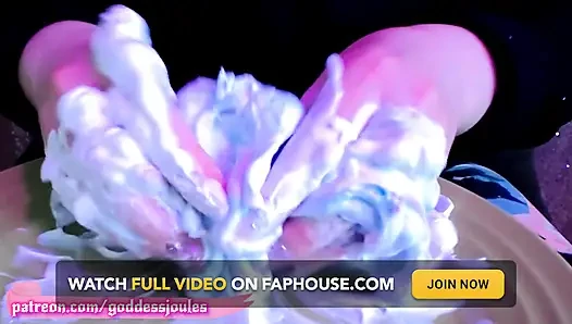 Dev kadın götünü sikiyor asmr parıltılı slime