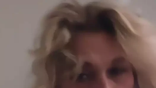 Büyük zenci yarağını içine sok