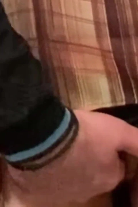 Yabancı çok ileri gitti, halka açık metroda amımı parmakladı