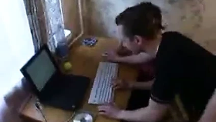 Bilgisayar sorunları olan olgun