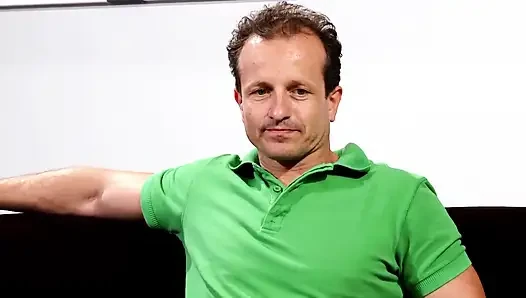 Sarışın Sürtük Ve Yaramaz Esmerle Vahşi Sert Sikiş