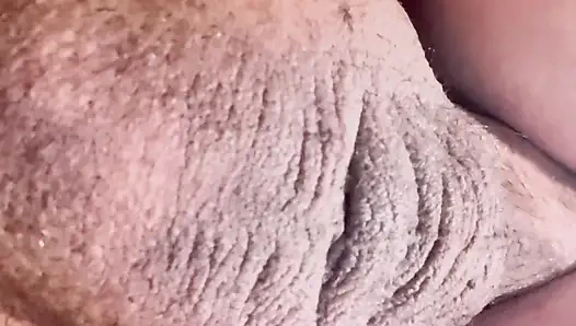 Genç amatör yarağa biniyor