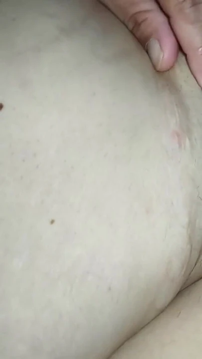 Seksi çingene kadın kamerada vahşice mastürbasyon yapıyor - ateşli çingene kız boşalana kadar kendini parmaklıyor | Klip 1