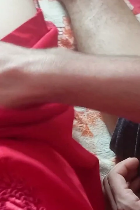 Komşumun Büyük Yarağını Seviyorum; Kocamın Yarağı Küçük.
