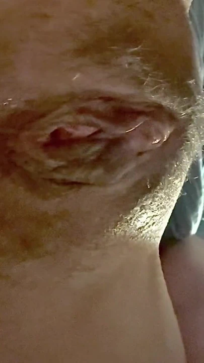 Amcığımla oynuyorum, tek başına fışkırtma görevi | Klip 1