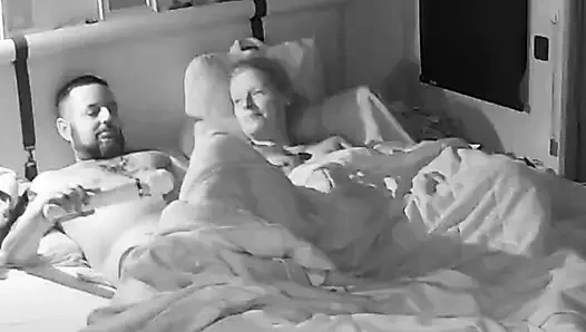 Azgın kocam beni ateşli dölüyle doldurdu