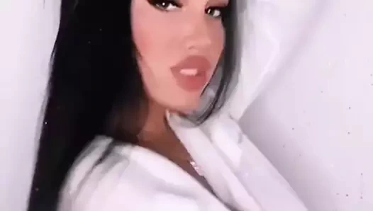 Sırp andrea ve irina k. kaltak kombinasyonu