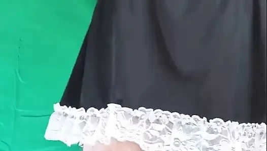 Elbiseler, kostümler, tangalar, g-stringler...