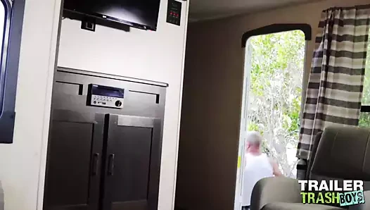 Trailertrashboys eşcinsel jack avcı barebacks shae reynolds