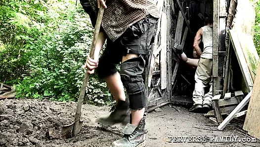 Sapık sikiş kampı (sapık aile)