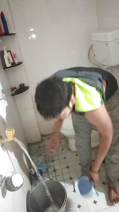 Lütfen her mastürbasyon videosundan sonra işeyin. Arkadaşım capaccs6 tarafından çok erotik