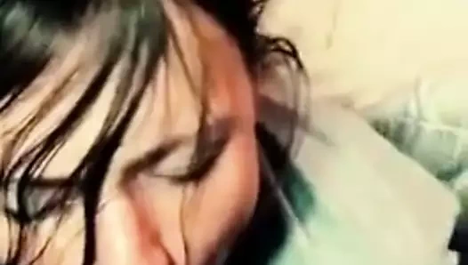 Sürtük karısı rachel chris için bir yüz alır!