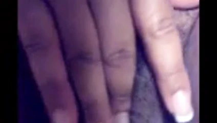 güzel siyah kıllı ıslak amcık