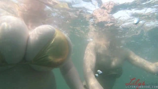 Dev memeler bbw yüzme