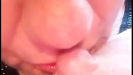 büyük meme uçlarım çok iyi