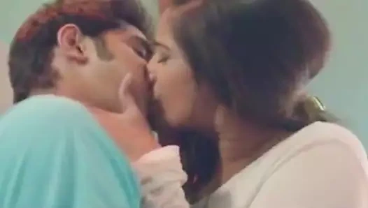 Bhabhi has romantic sex with neighbour boy