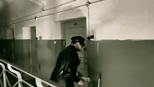 Dominatrix sahibe April - hücre 45 Nisan hapishanesi - bölüm 3