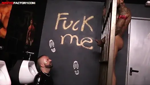 Grup seks partisi sona erer