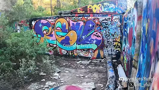 İbiza'da açık havada halka açık sikiş