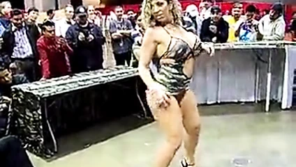 Sara jay fuarda dans ediyor