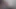 Seksi kıyafetler giymiş bir MILF ağzına bir penis alır ve diline boşalma yapar.