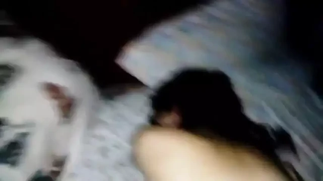 Беременная жена получает кримпай