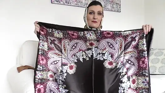 Saten sürtüğüm için yaramaz günlük görev, Bayan Victoria Valente