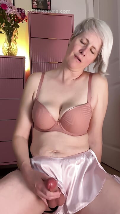 Mommy Teaching Me How To Be Her Good Cock Slut - Pegging JOI