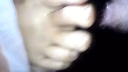 paja con los pies de mi mujer dormida 33