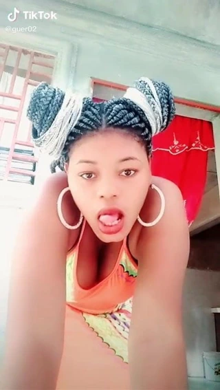 Une salope qui danse