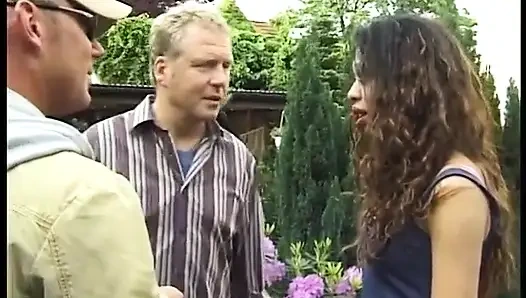 Oldukça koyu tenli kısrakla üçlü. Ağız. Eşek. Am.