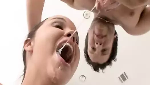 Acımasızca boğazda