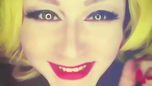 Lana Aka Tanrıça Lana ile işteki ilk günün.