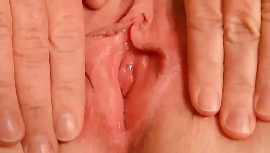 çok ıslak salya kedi