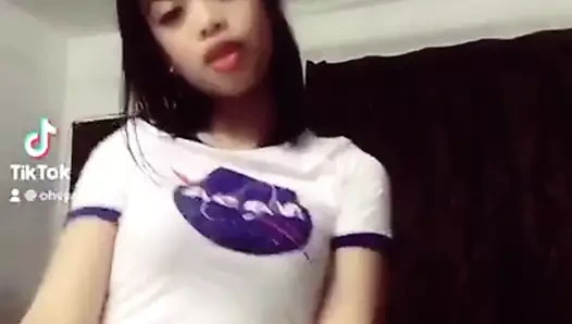 Raisyaa tik tok videosu '!s nasıl yapılır