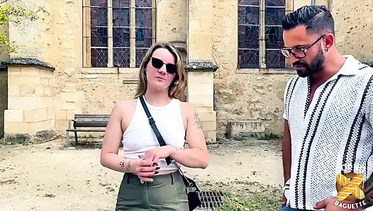 Mini kedi, muhteşem sarışın, sert yarağı seviyor