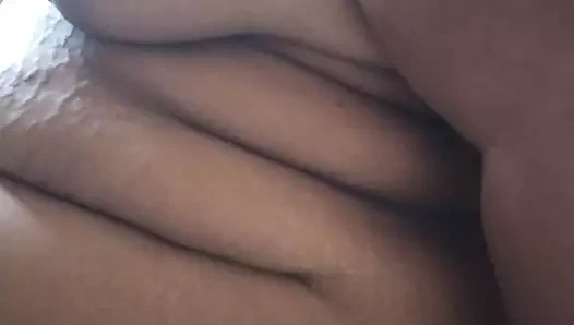 Hot hip Tamil akka - big iduppu