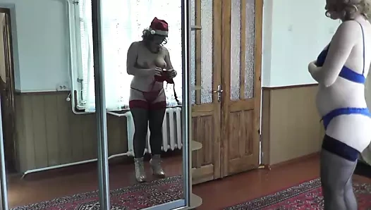 Çıplak milf masturbates kedi ile kardeş kim yaşıyor içinde mirror