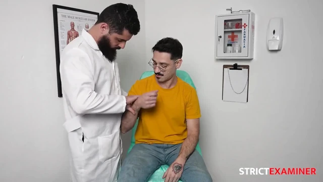 Fiziksel muayene azgın twink öğrenci