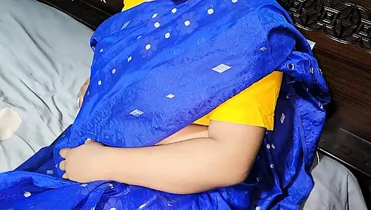 Boş bir ev buldum ve beni sikti.