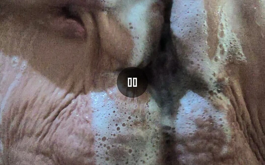 Şişman edepsiz delikler edepsiz teyze üvey teyzeyi duşta sikiyor