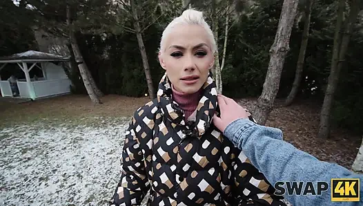 Duş aldım, amcığım yok